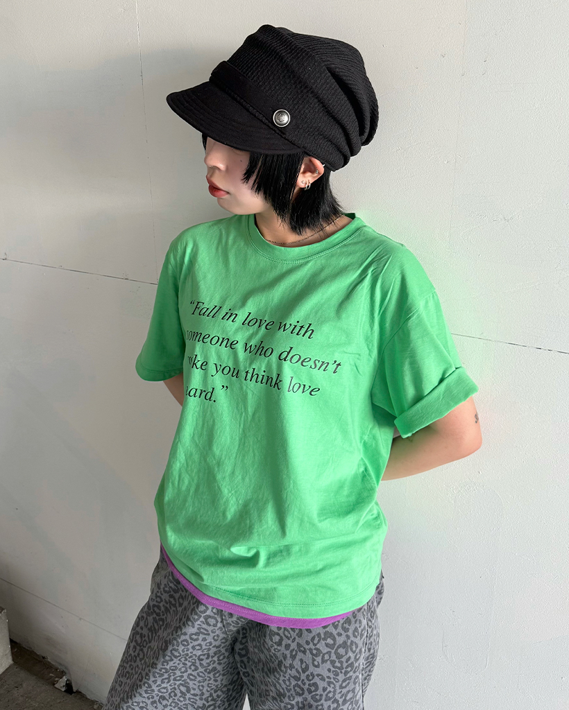 レタリングハーフスリーブラウンドネックTシャツ