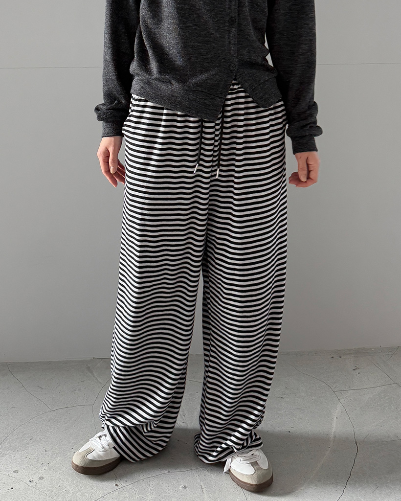 ウエストゴムワイドボーダーパンツ