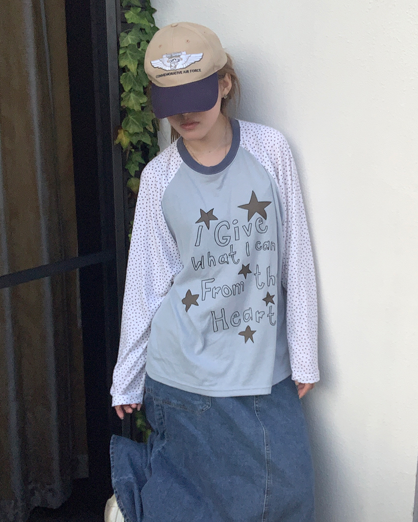 (ユニセックス)スターグラフィックレタリングラグラン長袖Tシャツ