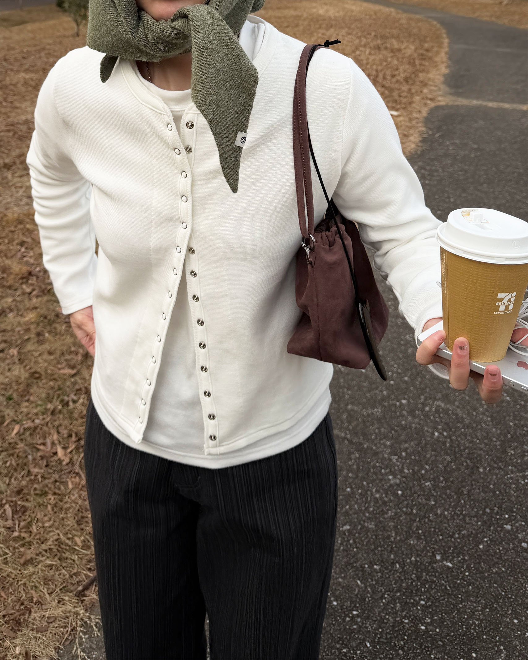 スパンボタンカーディガン