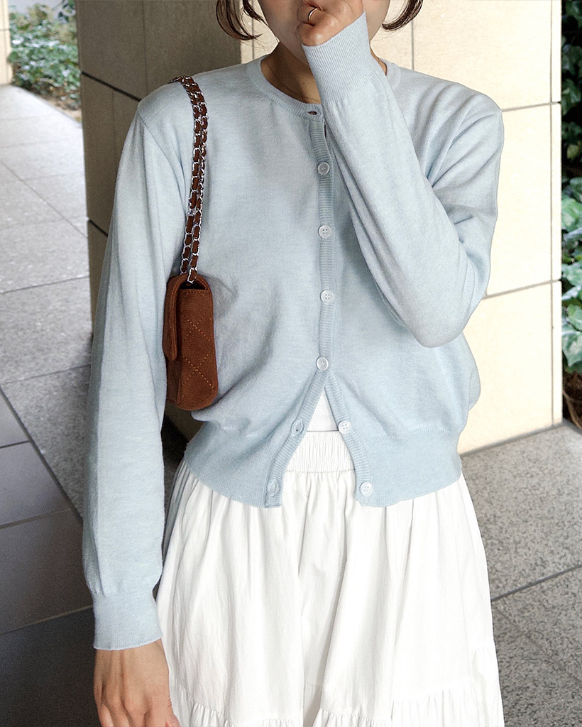 ラウンドネックニットカーディガン