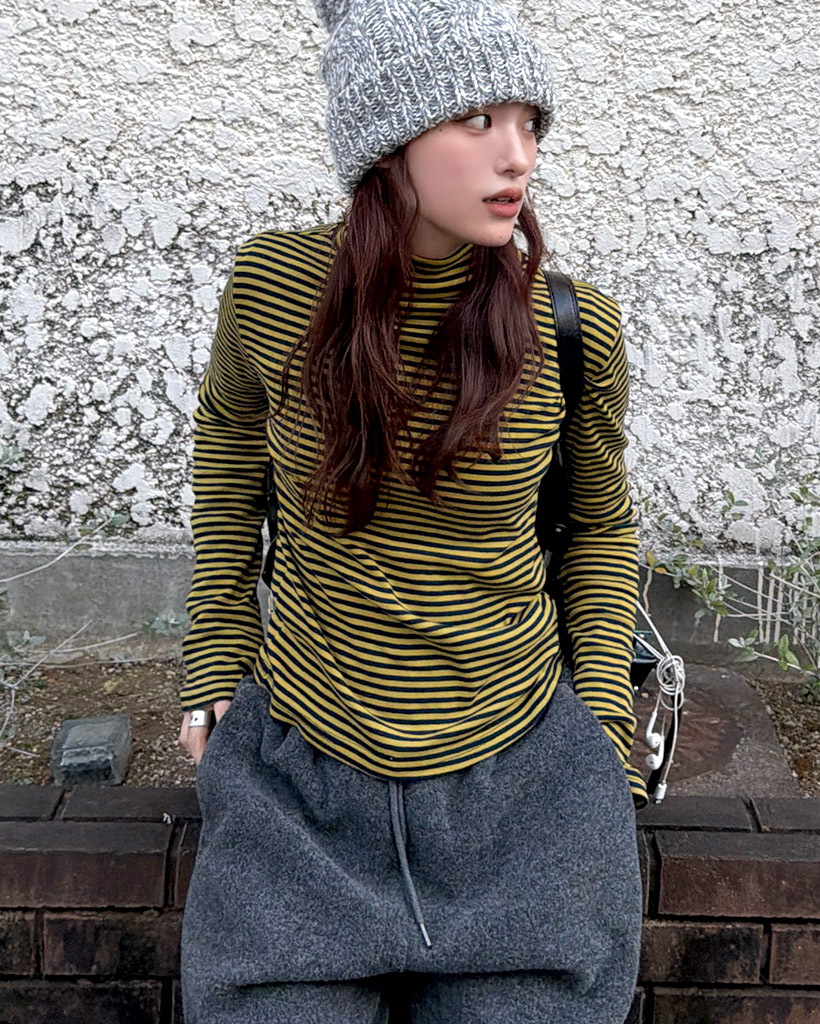 ハーフネックボーダーロングスリーブTシャツ