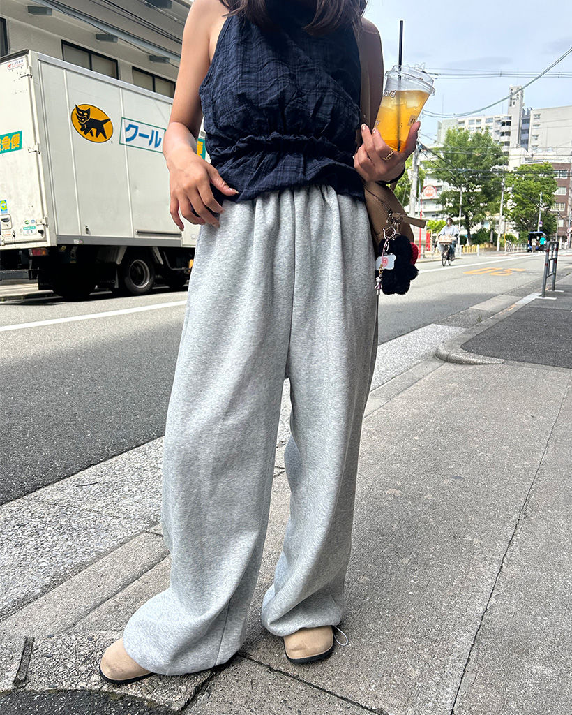 ワイドフィットスウェットパンツ