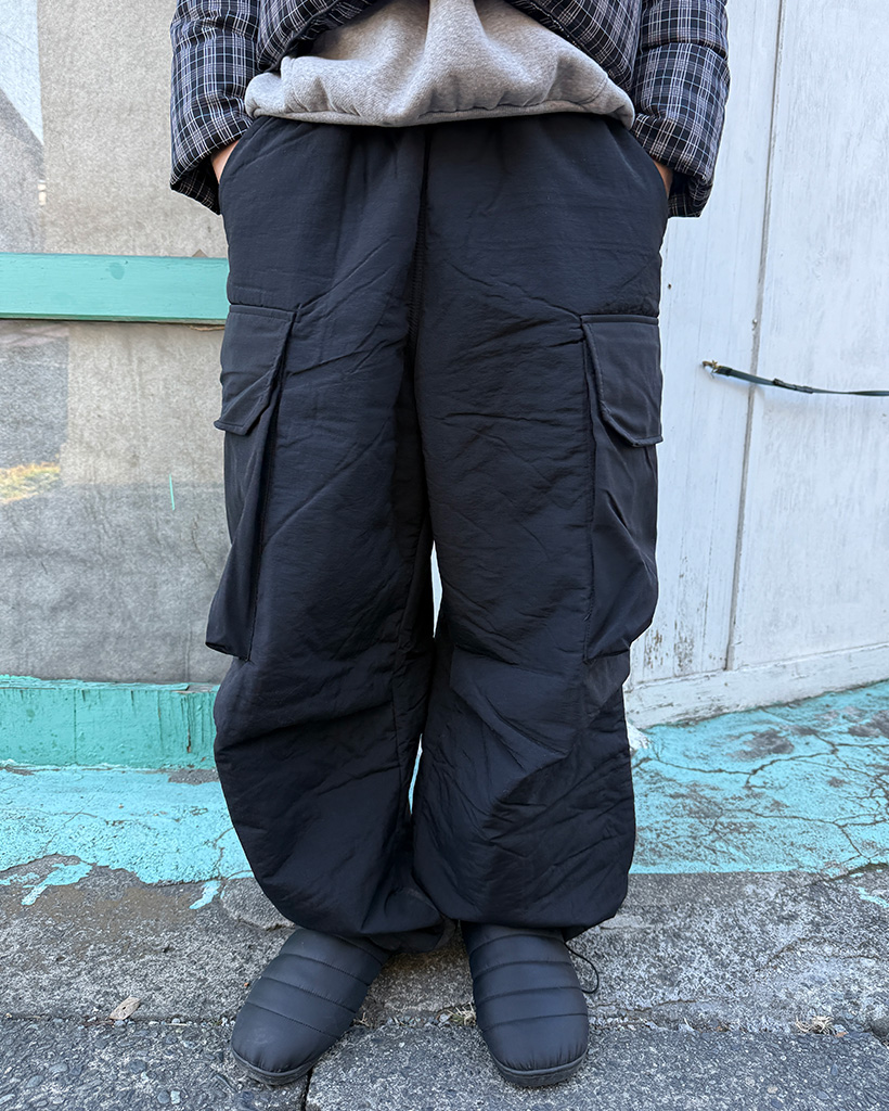パデッドカーゴパンツ