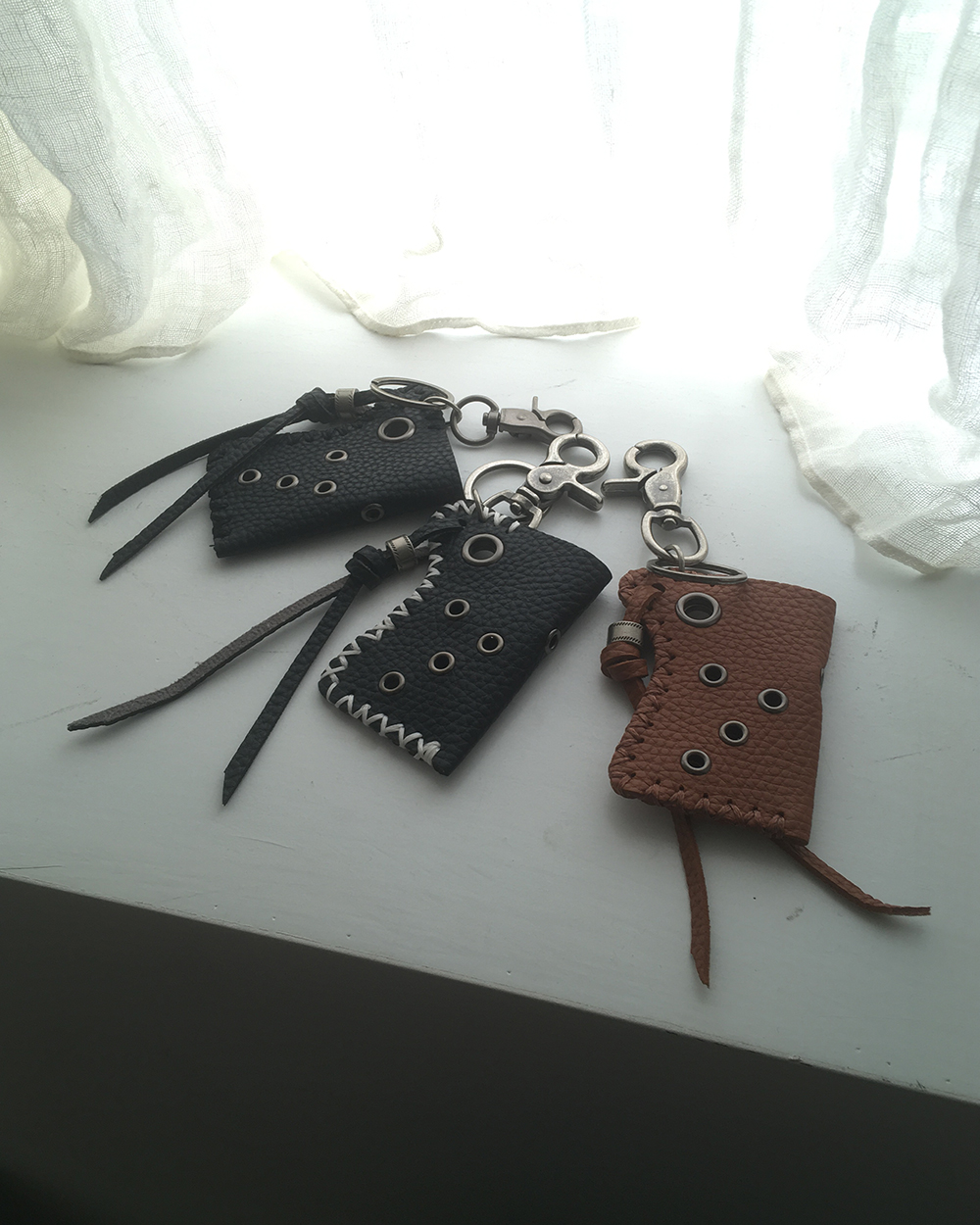 アイレットステッチレザーカラビナ