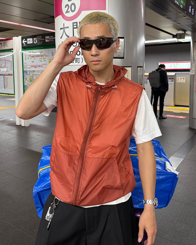 ウインドブレーカーフードベスト