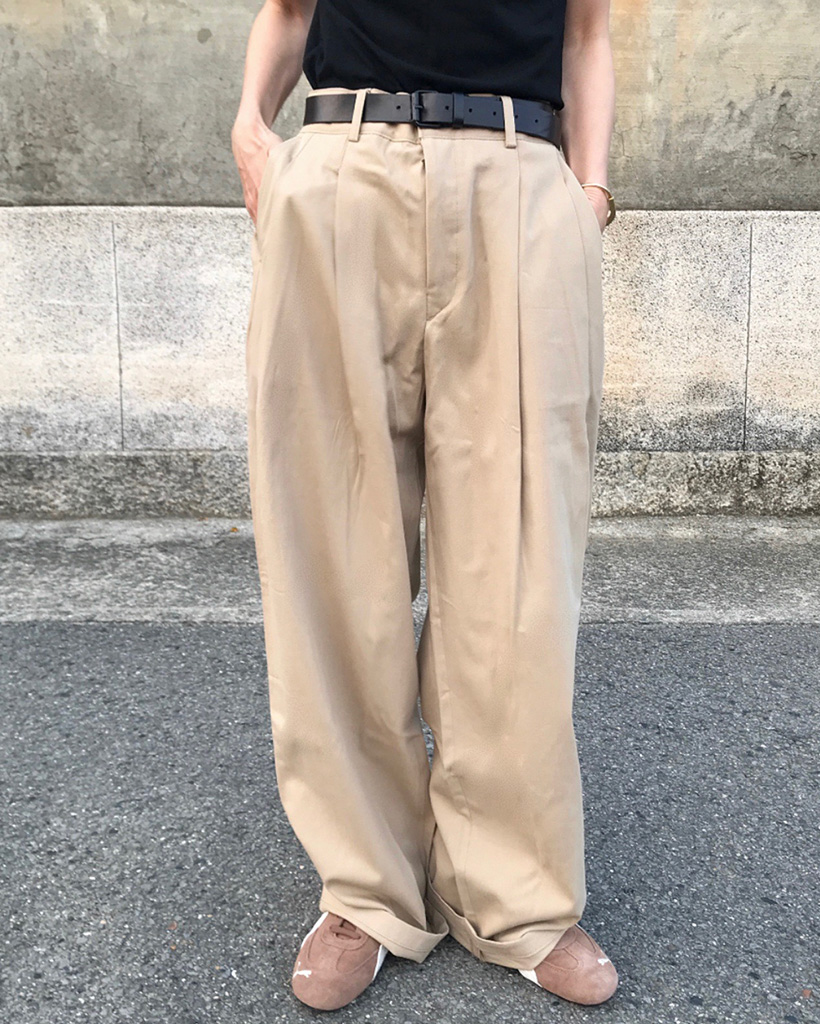 バックウエストゴムツータック コットンパンツ