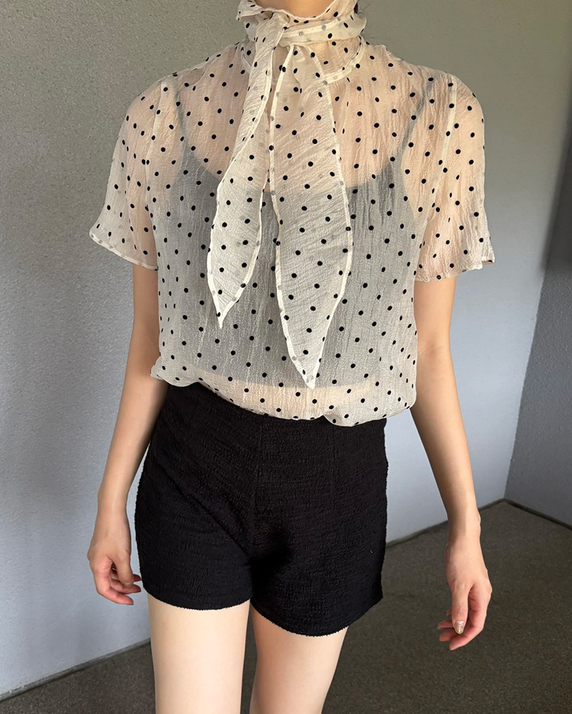 SONIA JOHNES ブラックドットトップス サイズ3 SONIA JOHNES ブラックドットトップス サイズ3 SONIA JOHNES