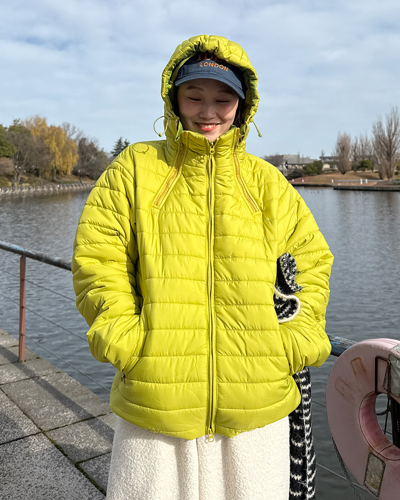 2WAYフーディー軽量ダウンジャケット