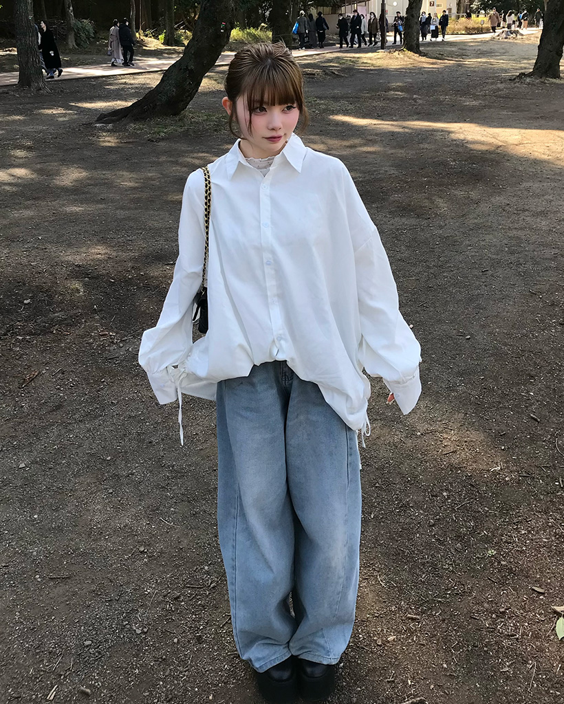 オーバーフィットドローコードシャツ