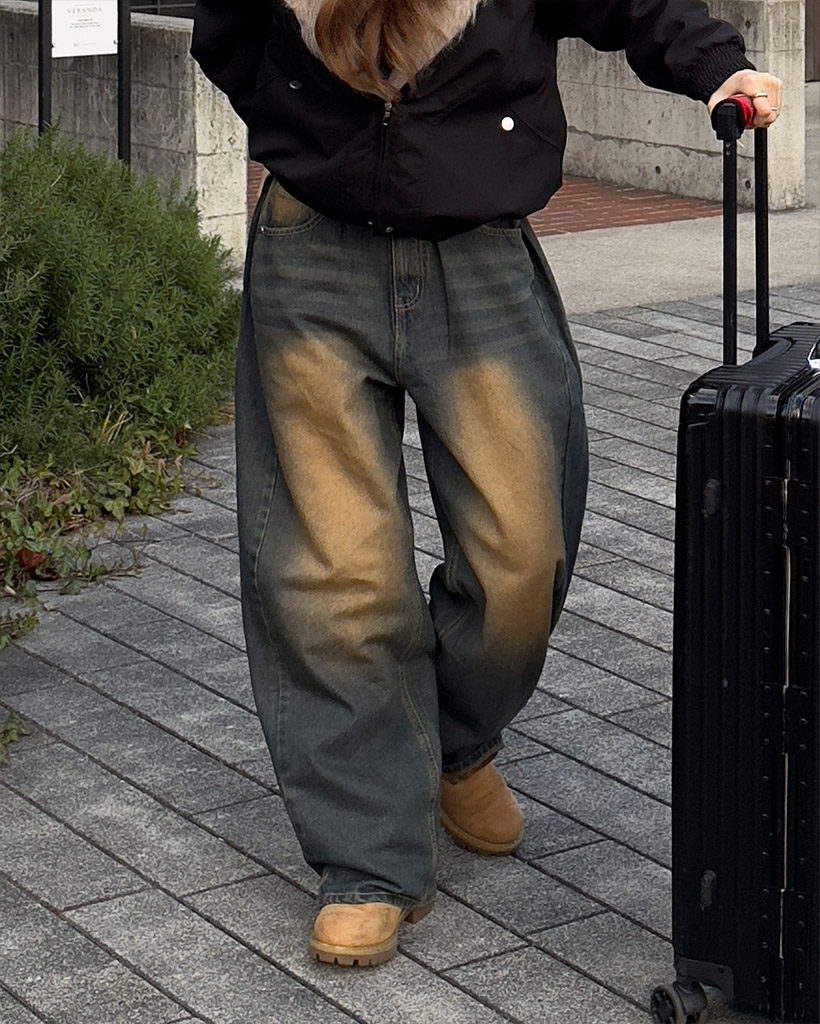 サイドインタックワイドデニムパンツ