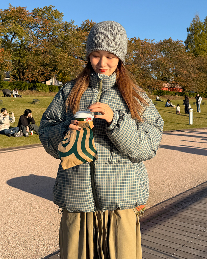 チェックストリング付きダウンジャケット