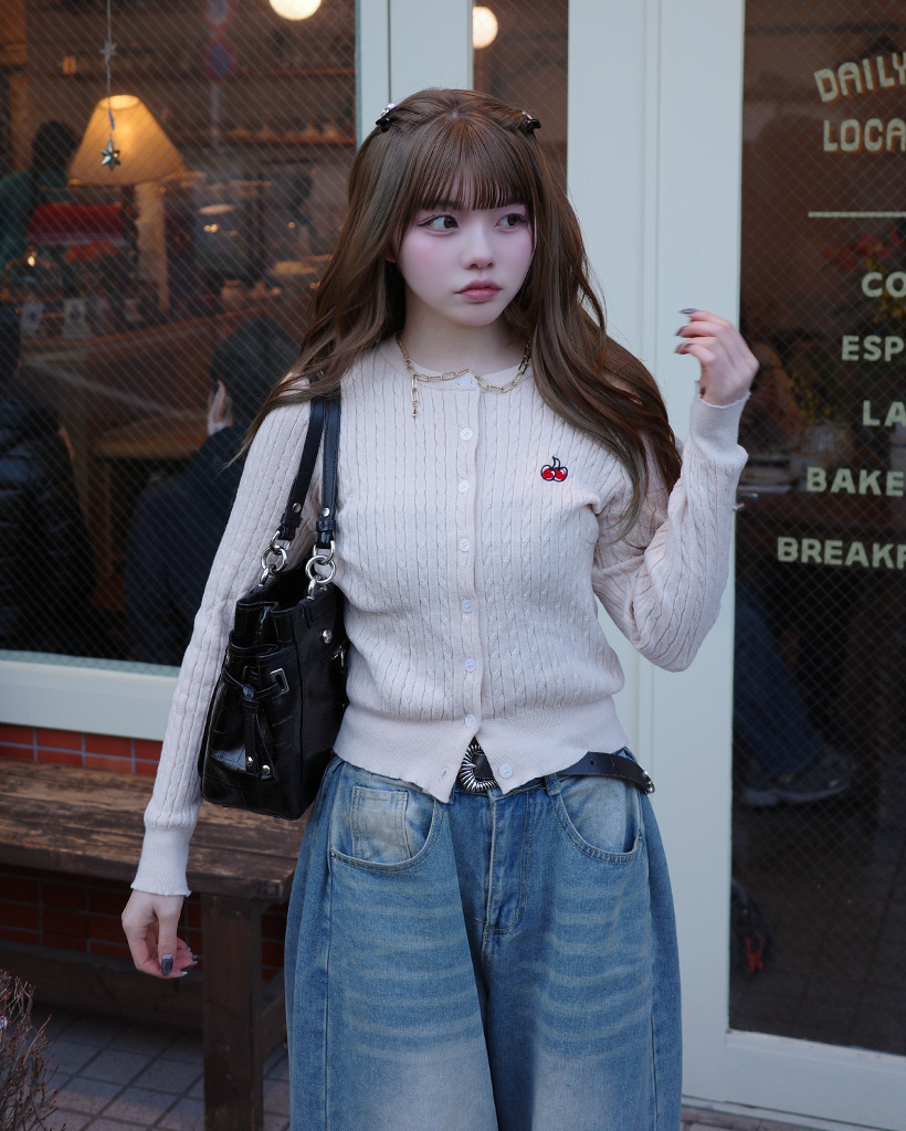 チェリーケーブルニットカーディガン