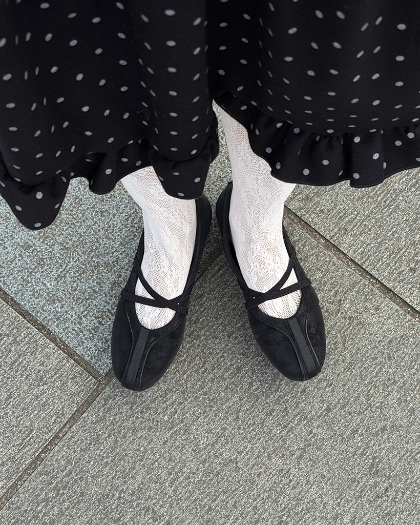 ストラップフラットシューズ