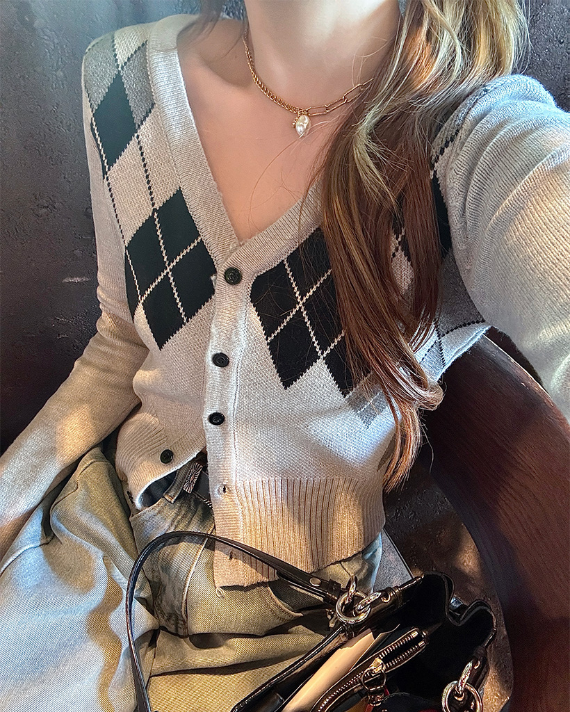 Vネックアーガイルクロップカーディガン