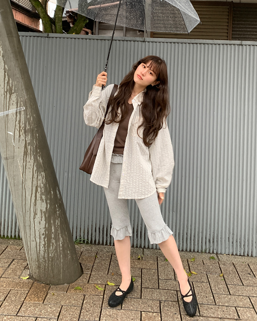 リブフリルカプリパンツ