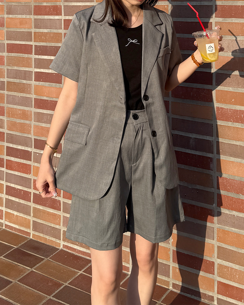 ショートスリーブジャケットショートパンツセット