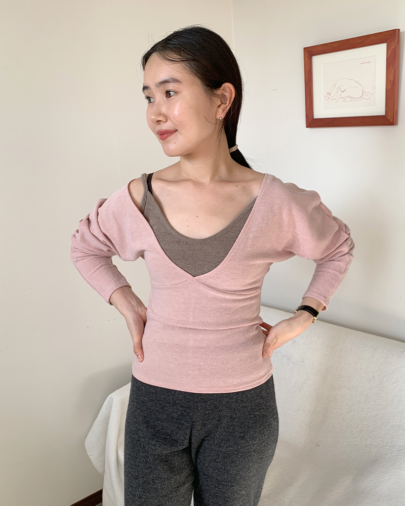 スリーブレスセットVネックニット