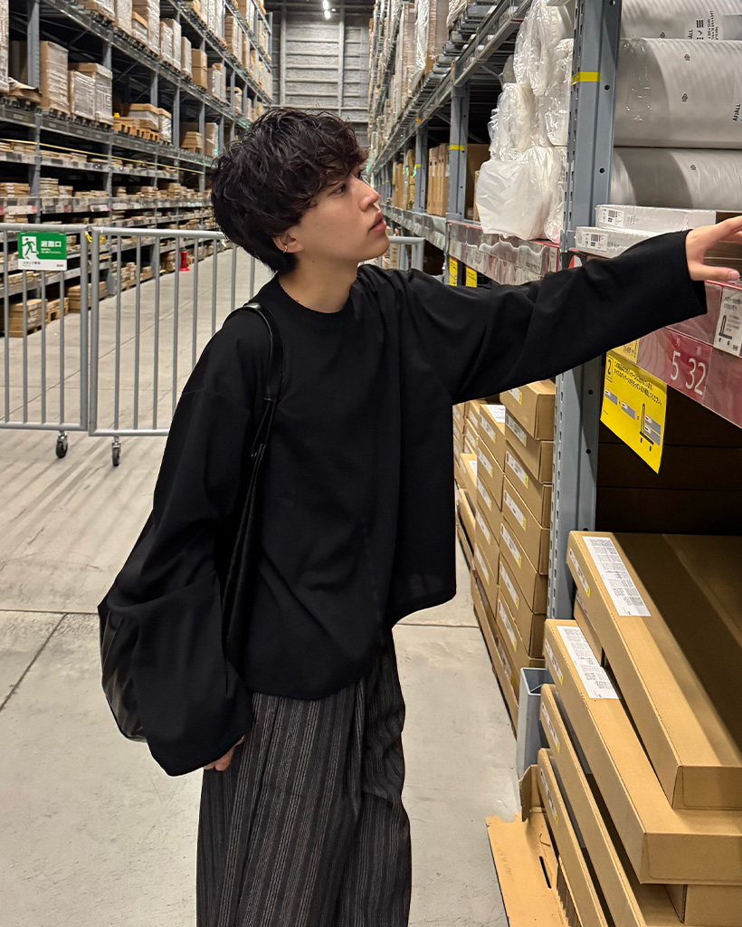 クロップドベーシックロングスリーブTシャツ