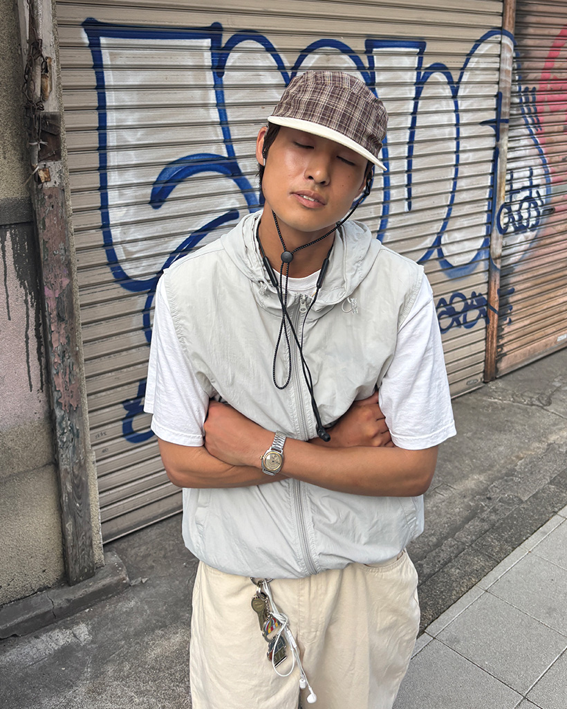 （ユニセックス）チェックストラップキャンプキャップ