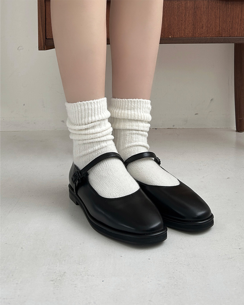 ラウンドトゥメリージェーンフラットシューズ | ファッション