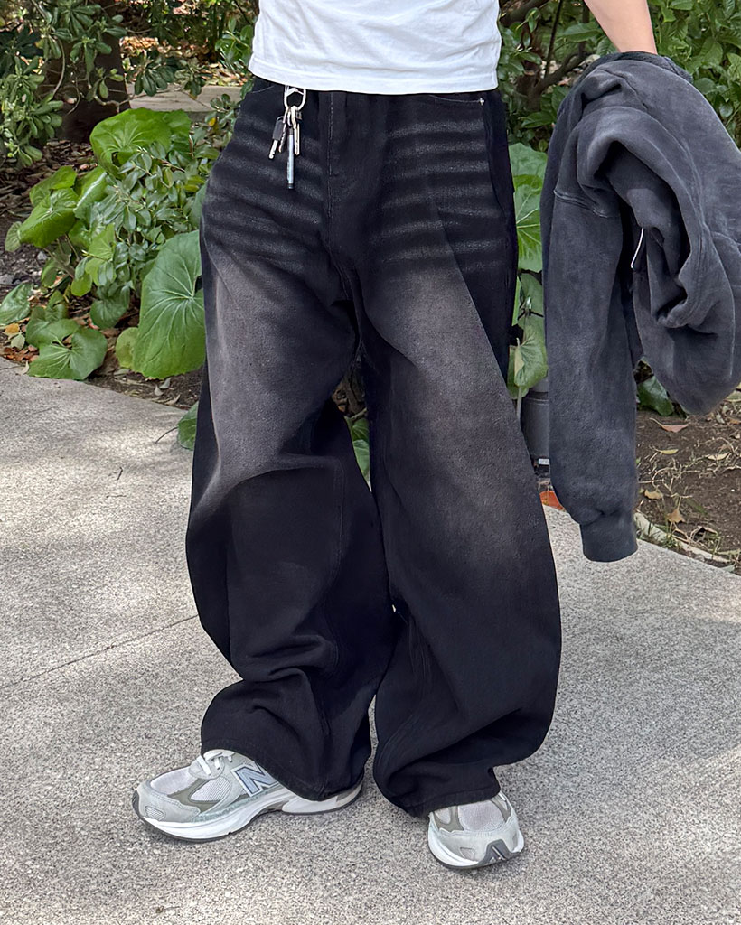 キャットウォッシュカーブデニムパンツ