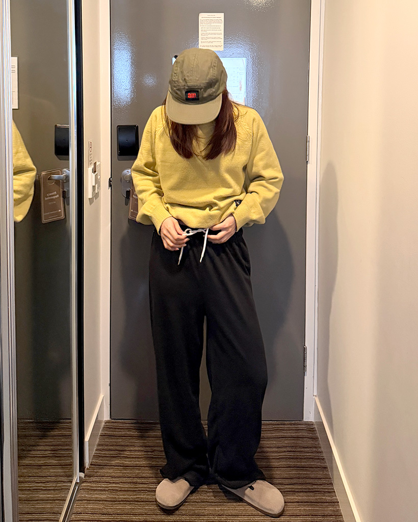 ワイドスウェットパンツ