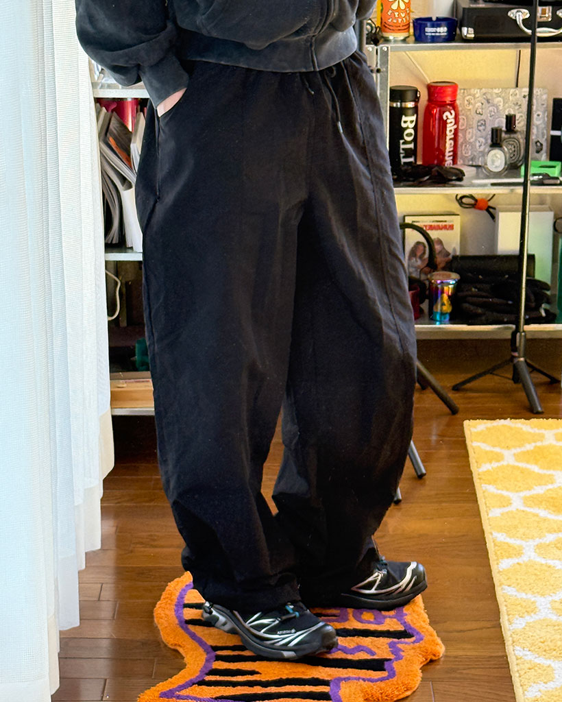 ドローストリングナイロンパンツ