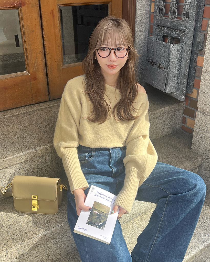 アンバランスショルダールーズフィットニット