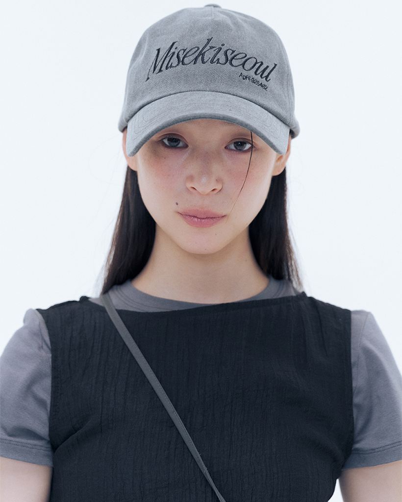 【Miseki SEOUL】Misekiseoul logo ball cap Misekiseoul logo ball cap BLACK - 감도 깊은 취향 셀렉트샵 29CM