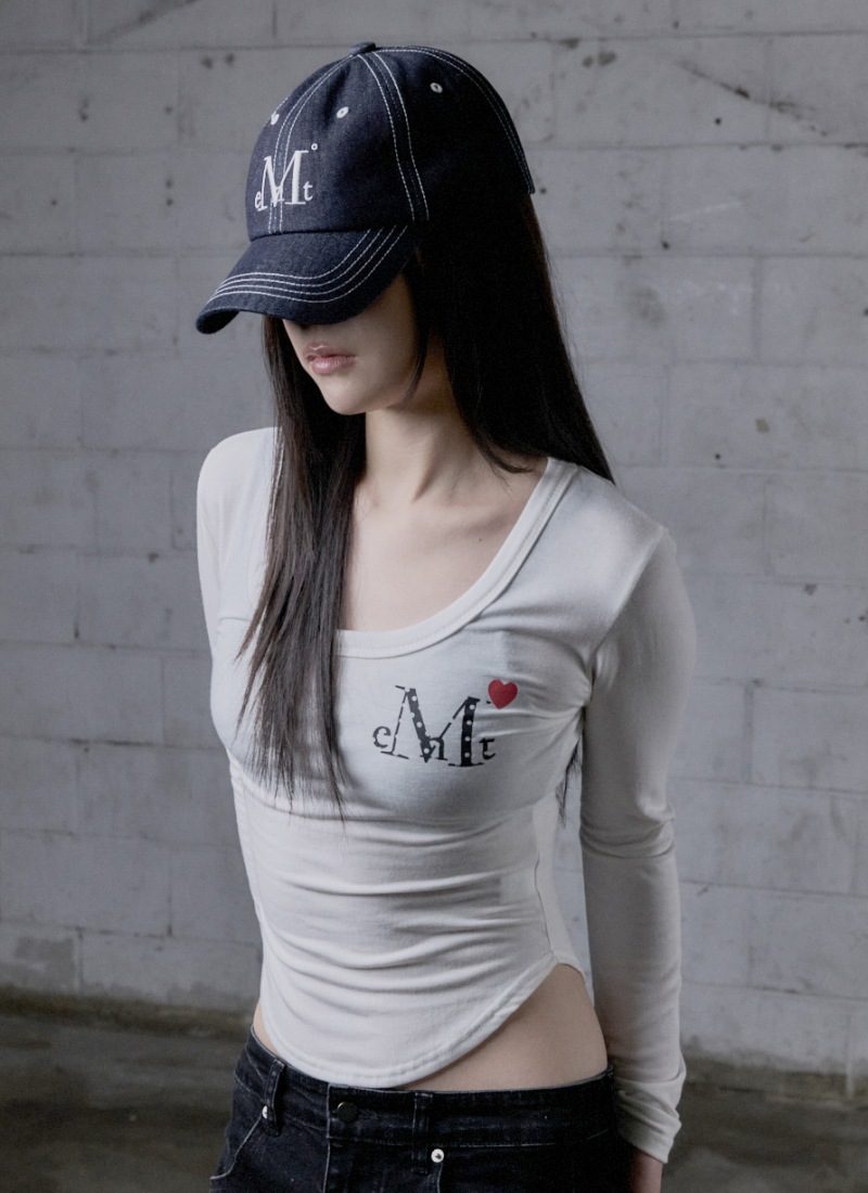 LOVRITS MINI HEART LOGO U-NECK LONG SLEEVE T (4Color)