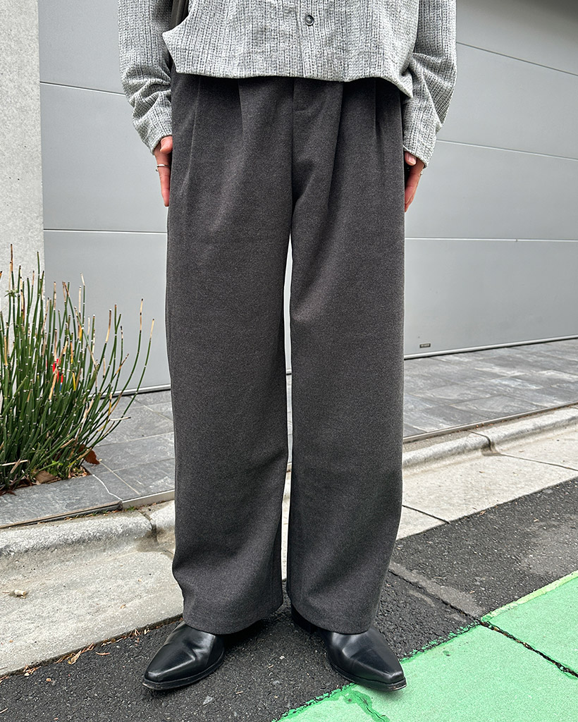 ツータックワイドスラックス