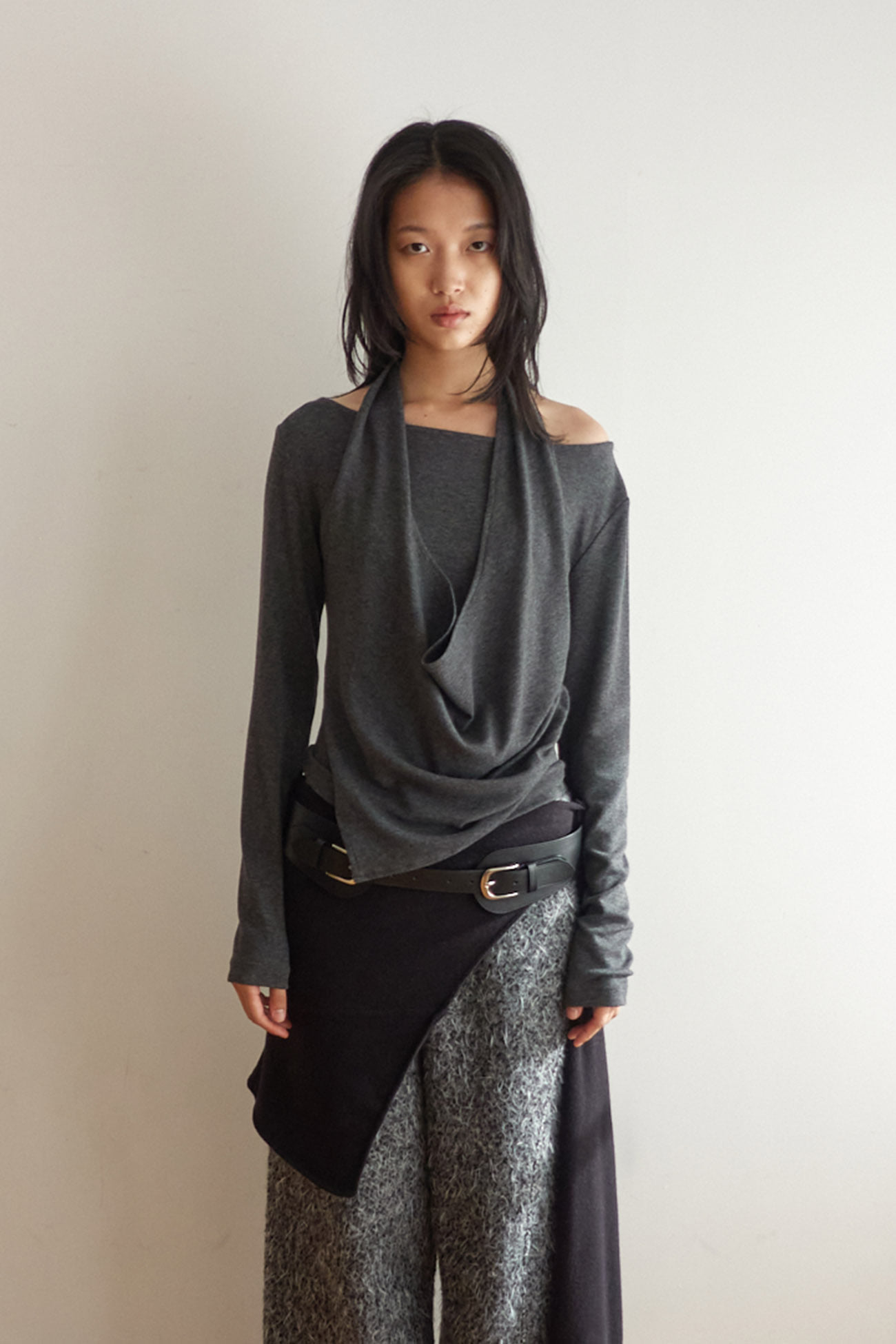 LAYERED HALTER TOP / CHARCOAL