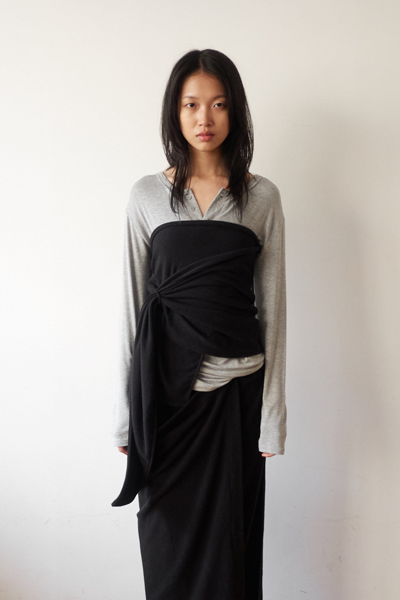 LAYERED FLARE TOP / BLACK