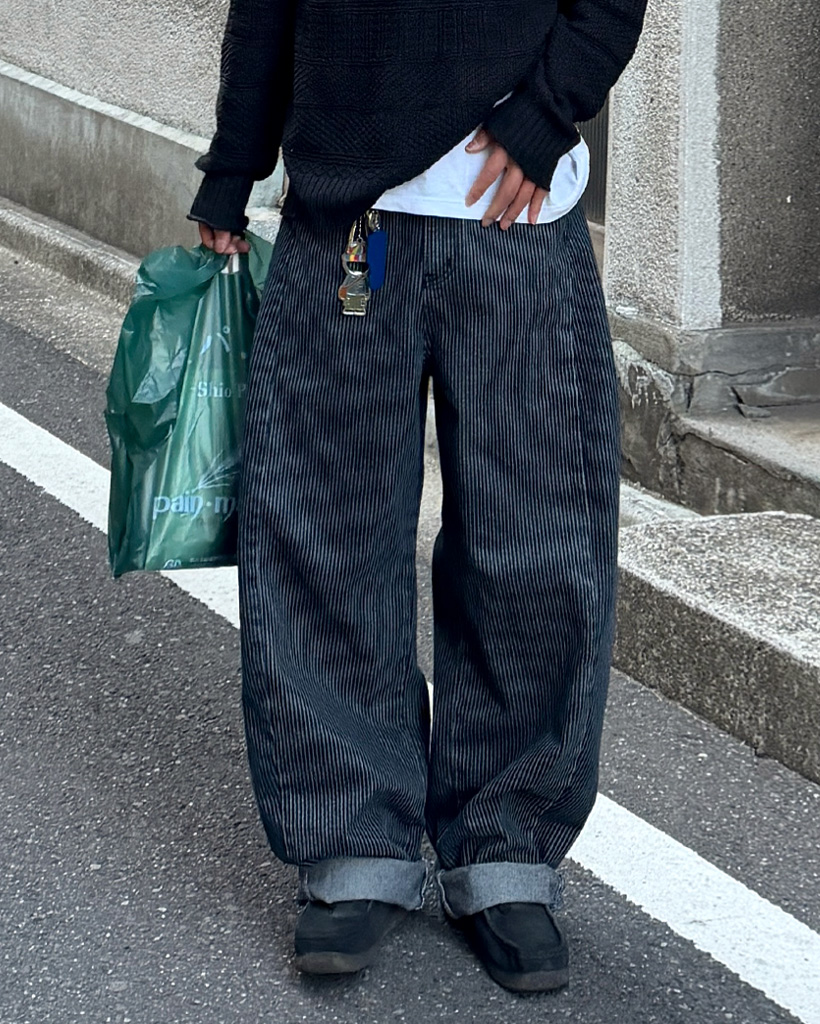 ストライプデニムバルーンパンツ