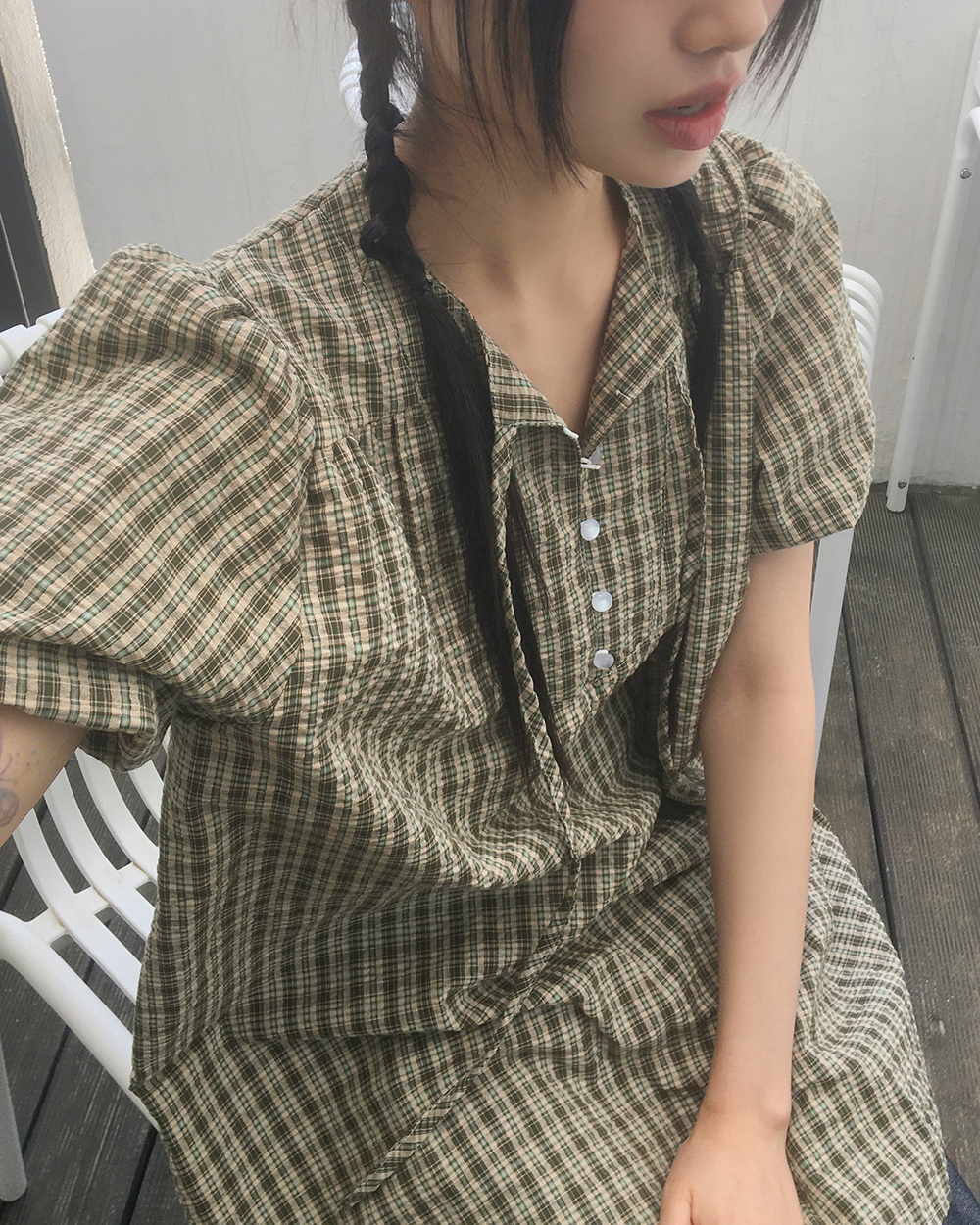 チェックボタンストラップ半袖ワンピース