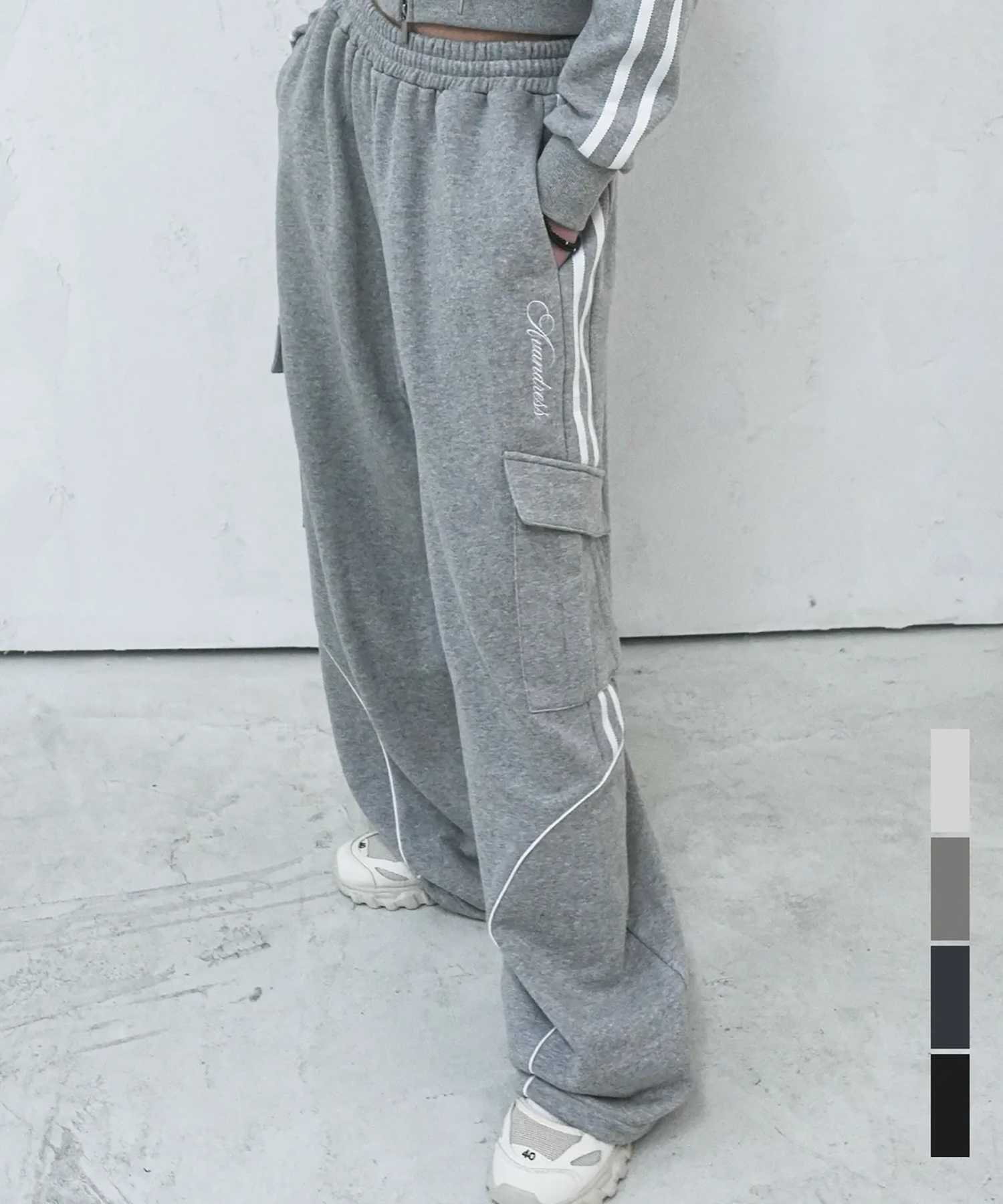 Semicircle Track Wide Pants - 4COL