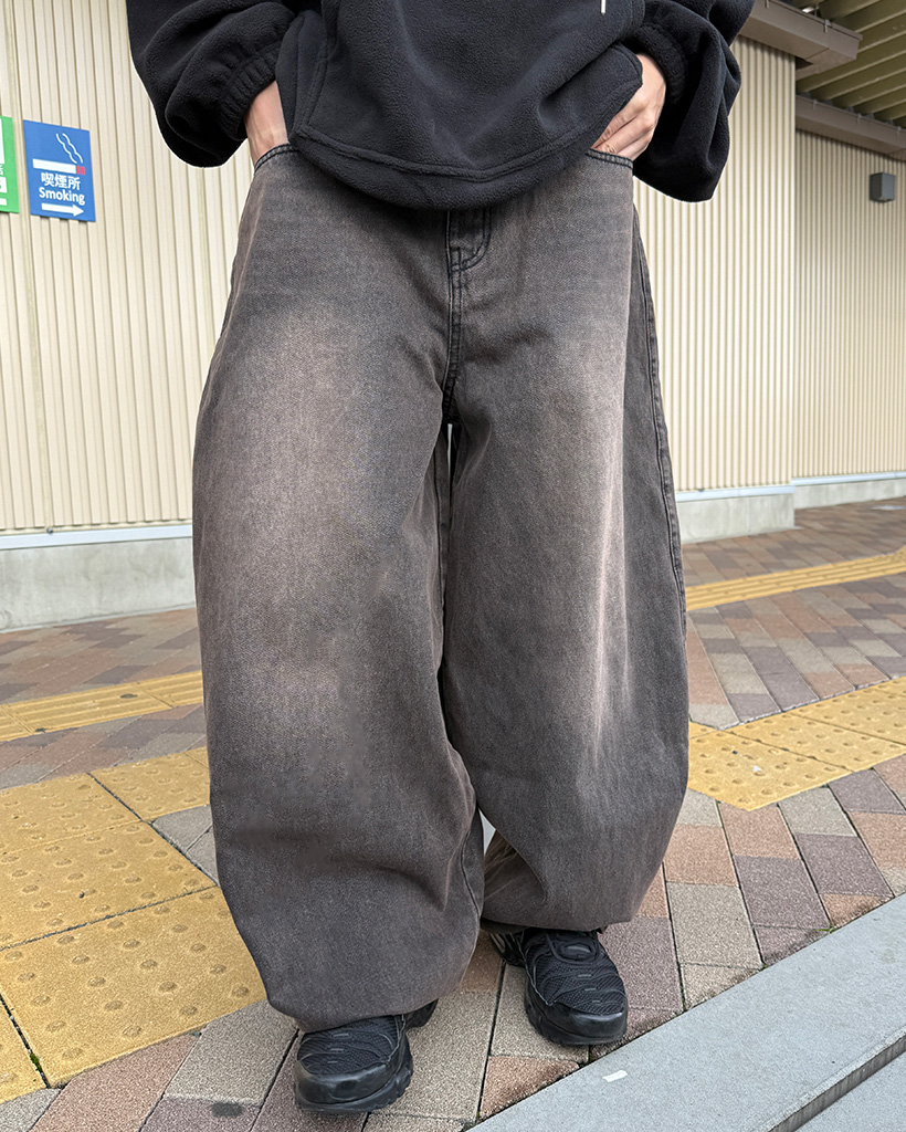 バルーンフィットウォッシュデニムパンツ