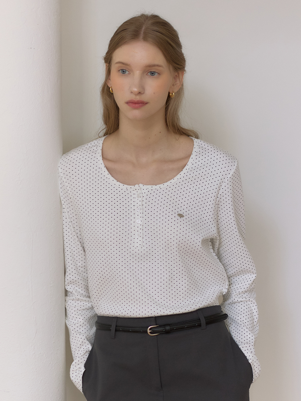 Dot Henley Neck Sleeve T-shirt - White