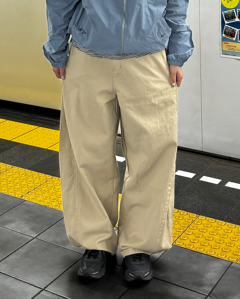 （ユニセックス）サイドピンタックパンツ