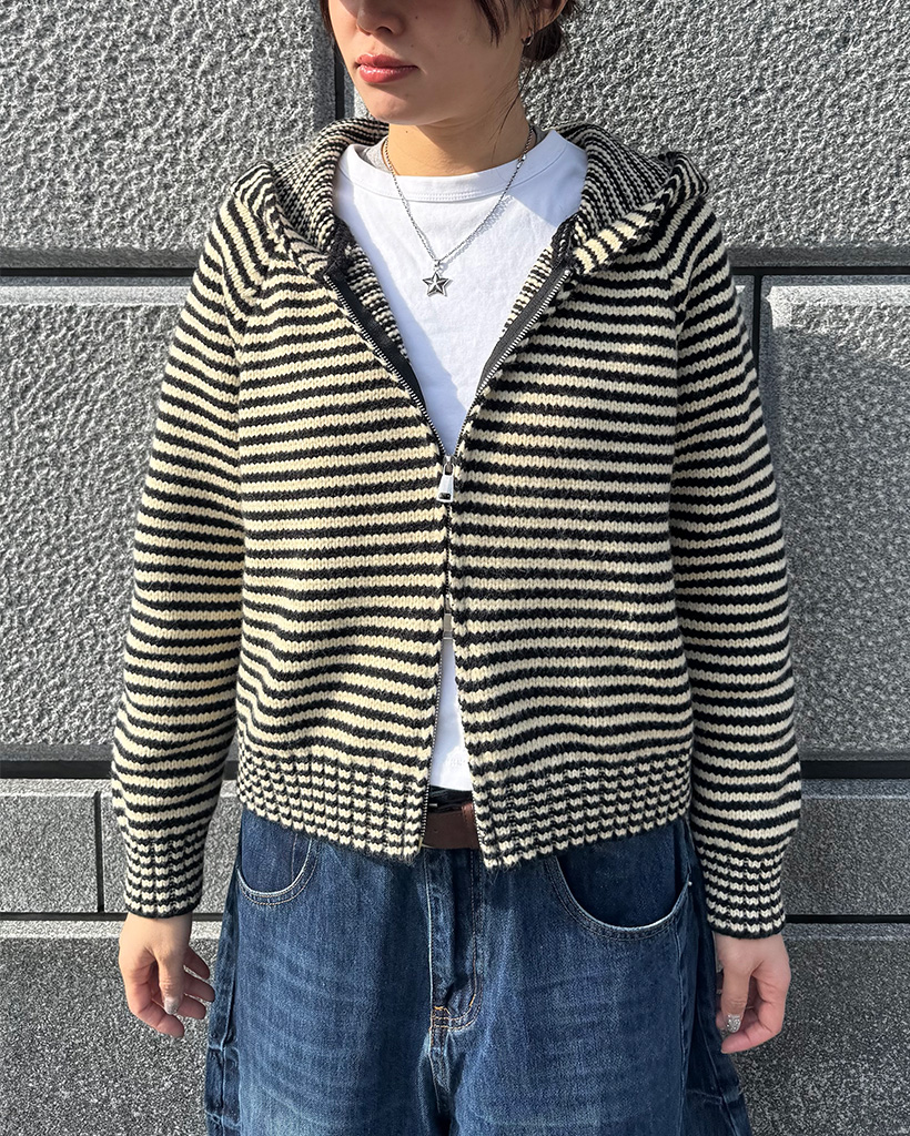 オーバーサイズボーダーフードジップアップ