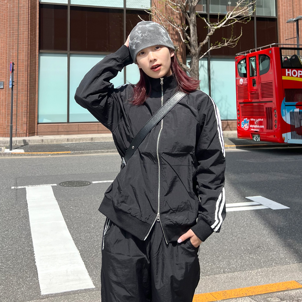 ユニセックス）ナイロントラックジップアップ | ファッション