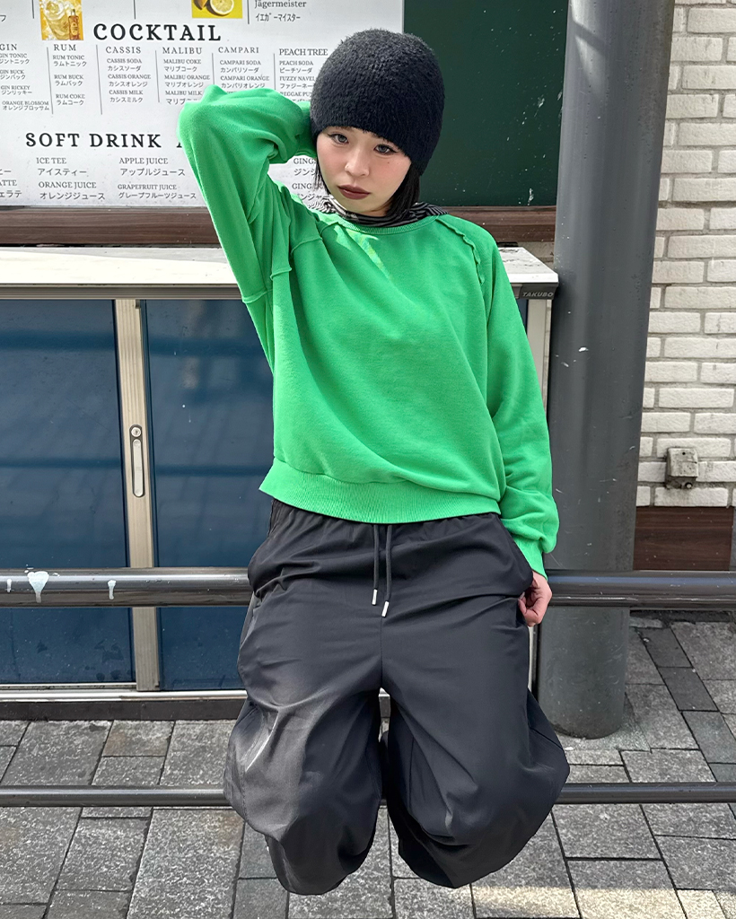 カットシームラグランスウェットシャツ