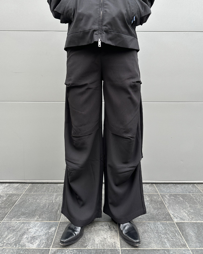 パラシュートピンタックスラックス