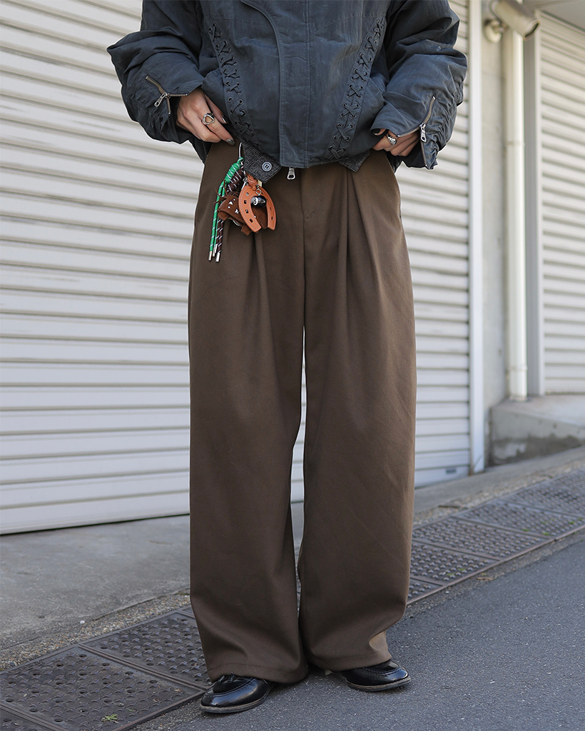 ダブルタックワイドウエストゴムスラックス