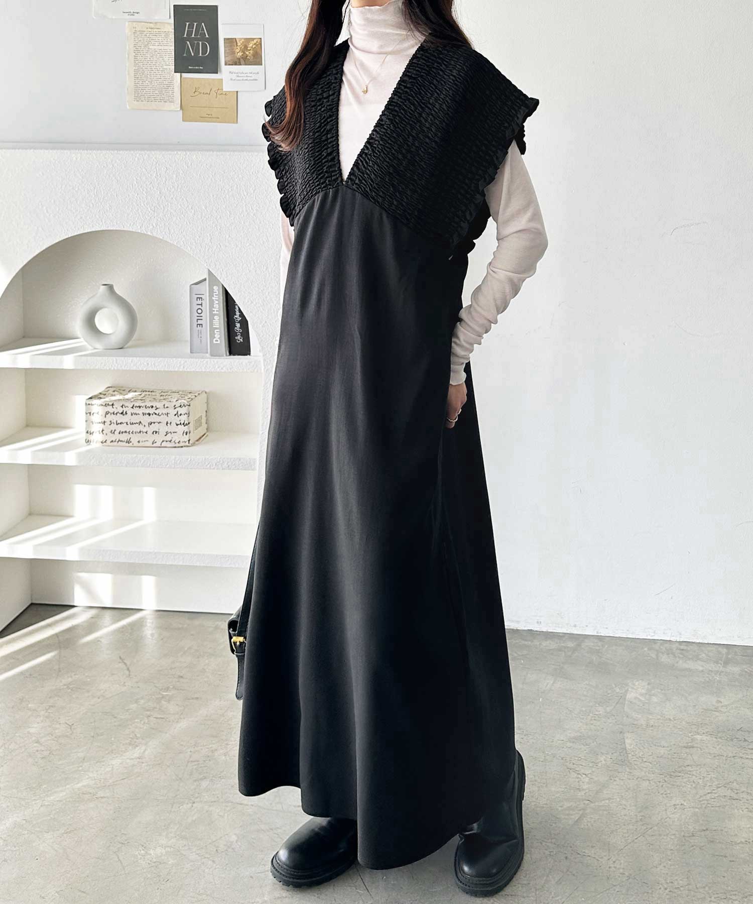 overE 前後で着られるシャーリングワンピース overE 前後で着られるシャーリングワンピース 96ラズベリー - メルカリ