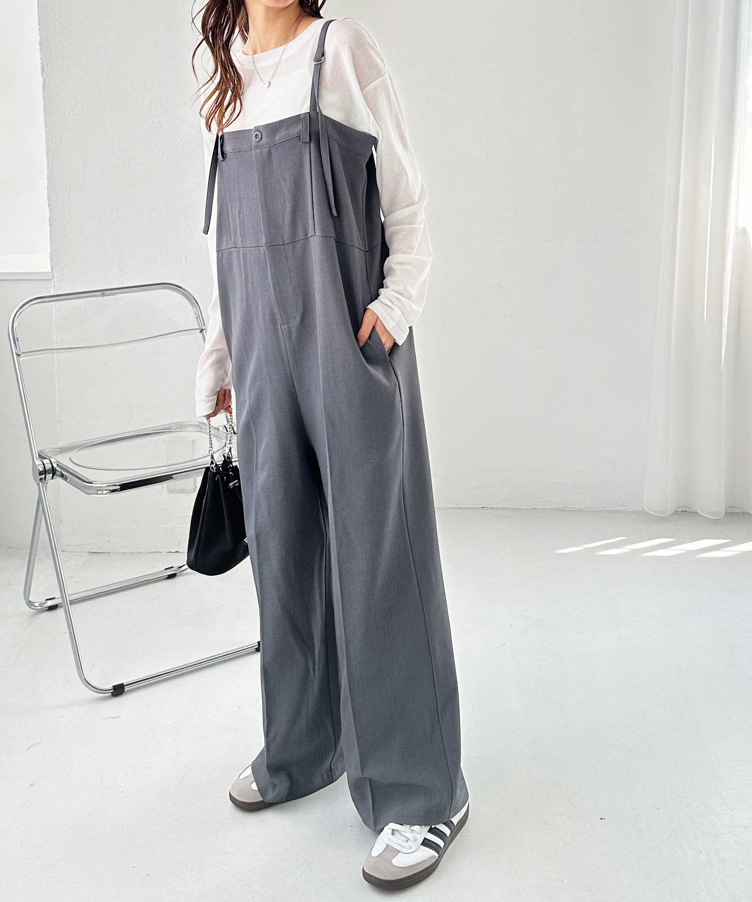 この夏のマストアイテム！とろみ素材ワンボタンベアキャミサロペット