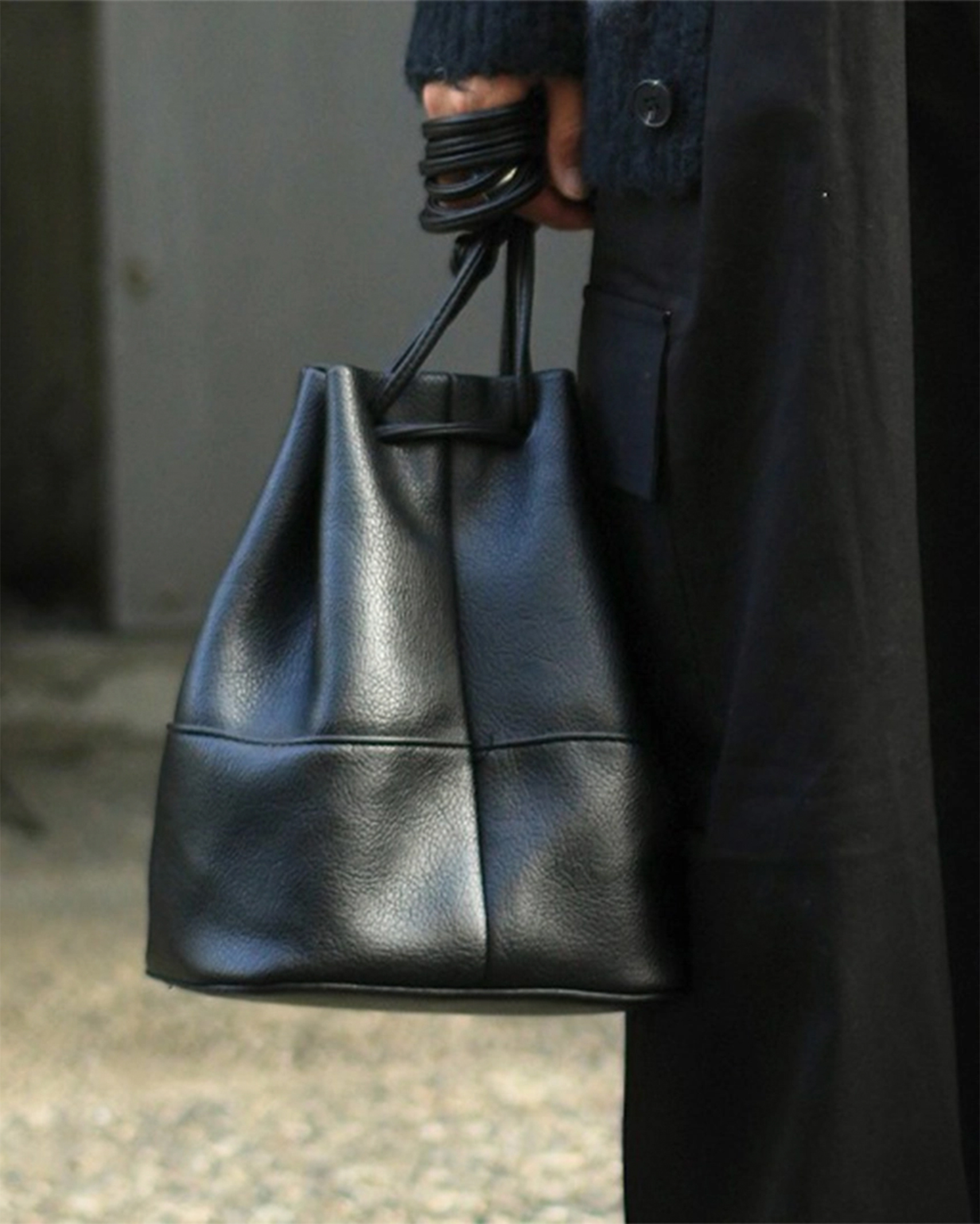レザーバッグ ブラック レザーショルダーバッグ black ＜XL＞ – PINT_MN