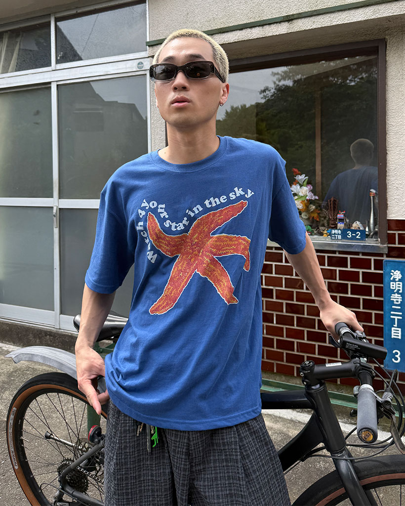 スターフィッシュプリントTシャツ