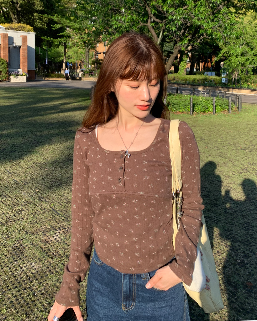フラワーロングTシャツ